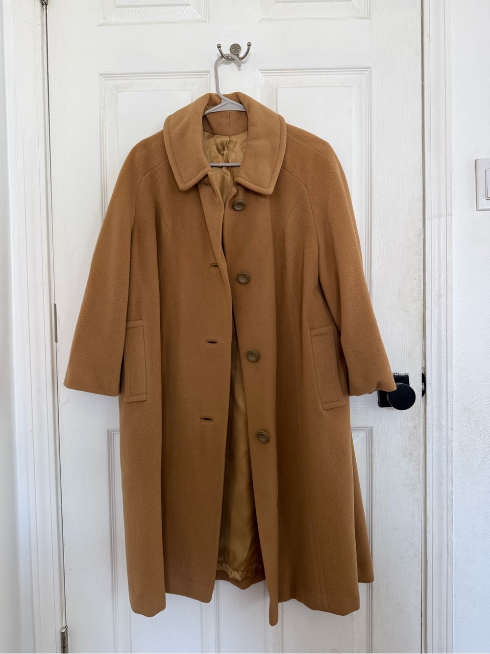 Vintage 100% Cashmere Camel Coat | Mont d’Or | ILGWU Union Made